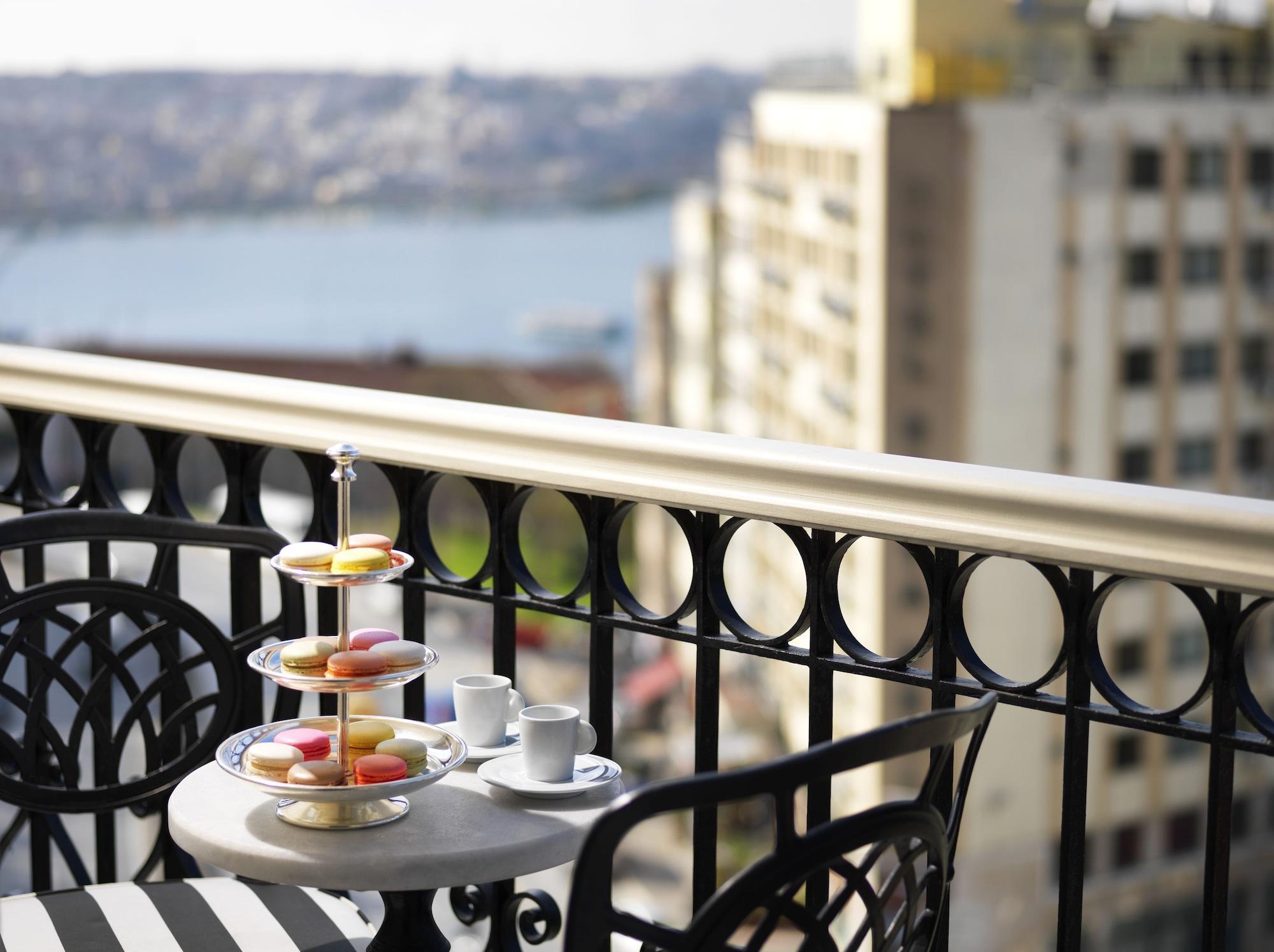 Pera Palace Hotel Provincia di Provincia di Istanbul Esterno foto Afternoon tea at the St. Regis New York