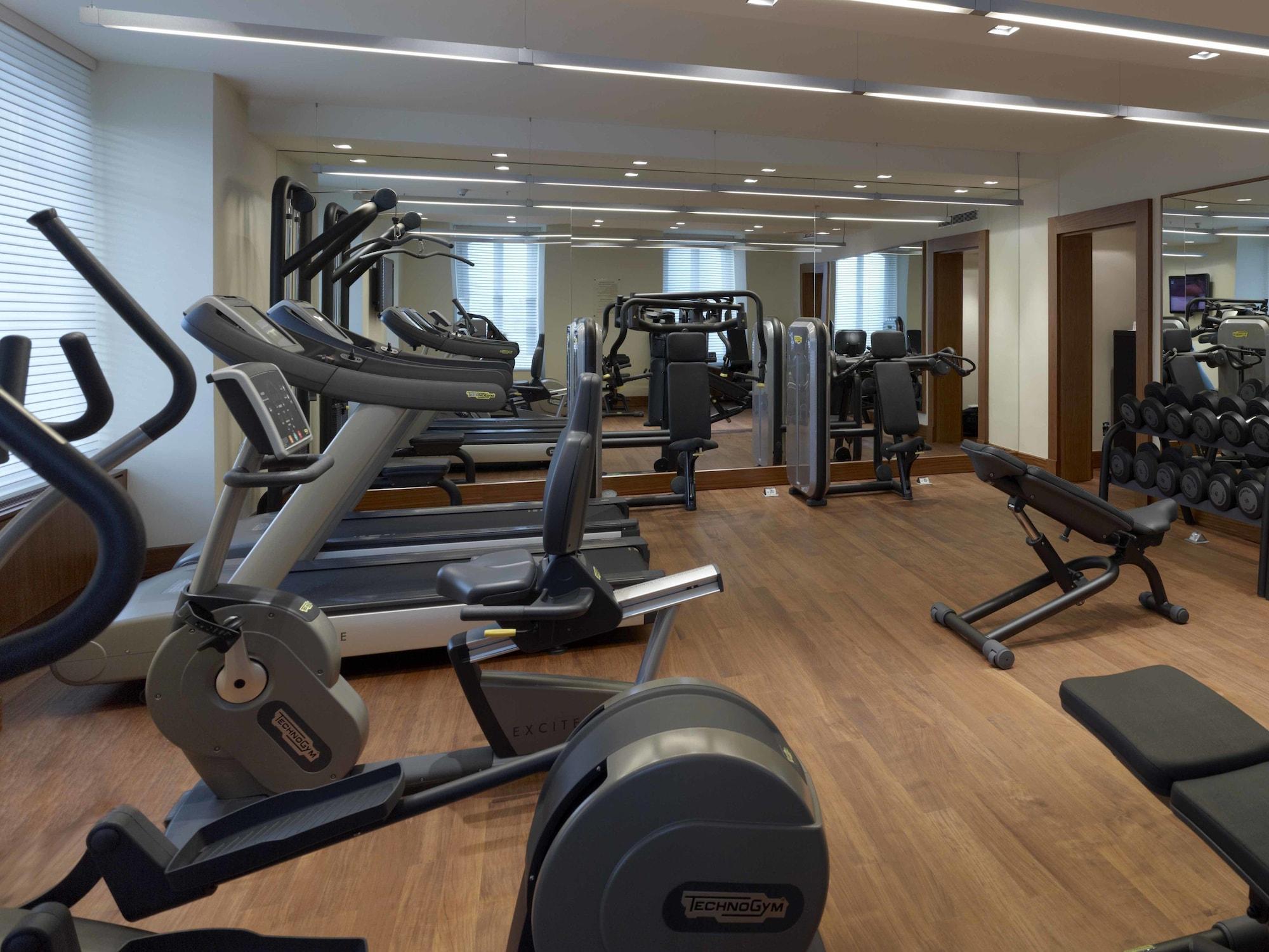 Pera Palace Hotel Provincia di Provincia di Istanbul Esterno foto The gym at the hotel