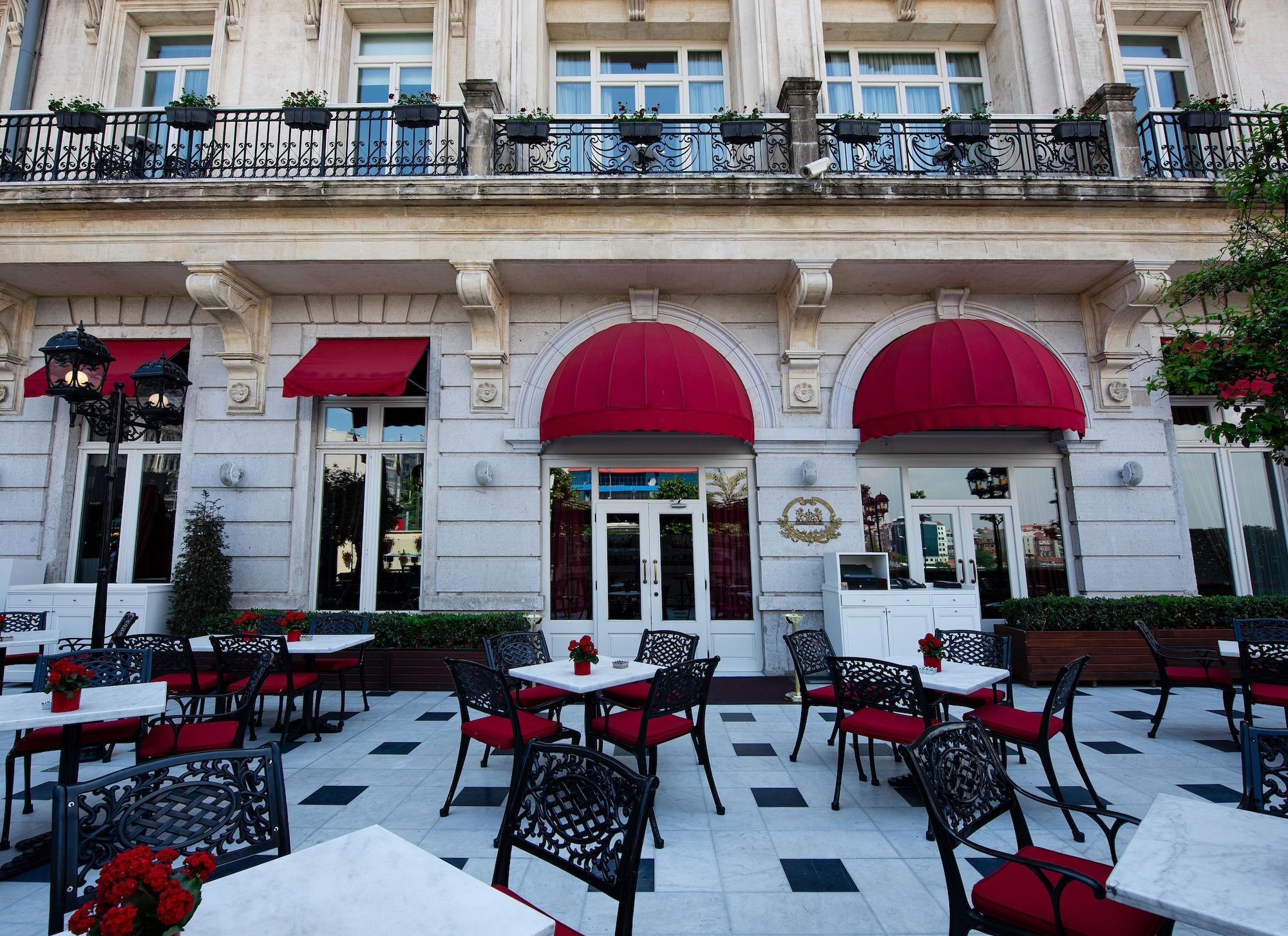 Pera Palace Hotel Provincia di Provincia di Istanbul Esterno foto The hotel's café